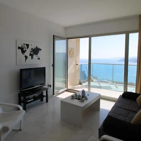 Torre Lugano Sky Playa Levante *